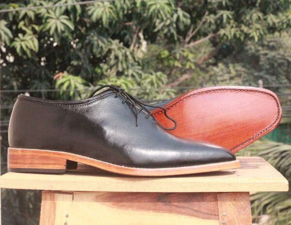 Handmade Black Whole Cut Leather Shoe - leathersguru