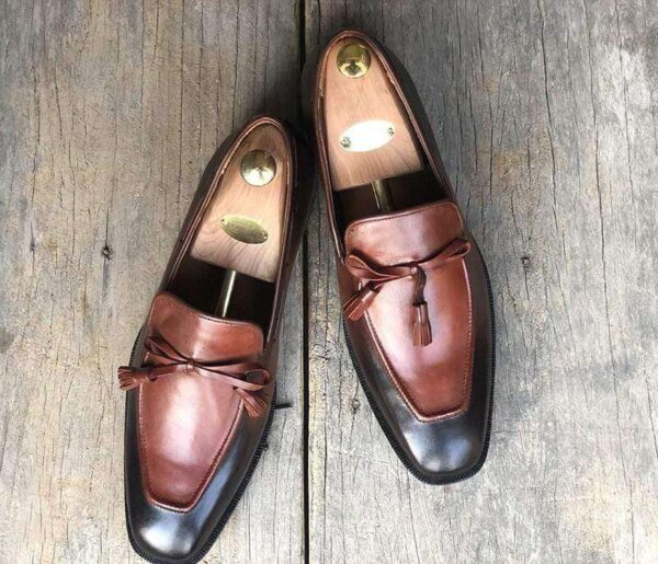 Handmade Leather Tone Burgundy Tussles Loafers - leathersguru