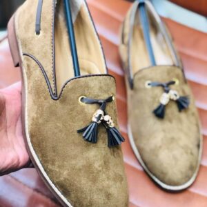 New Handmade Tassel loafer in cowhide leather in Beige Color for men, summer shoes